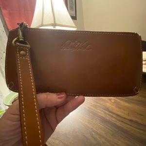 Patricia Nash Cognac(Brown ) Leather Wristlet W/ removable strap. 10” x 5”